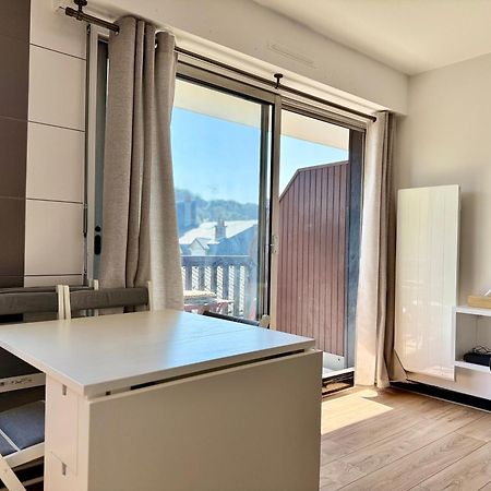 Le Yearling Apartment Deauville Bagian luar foto